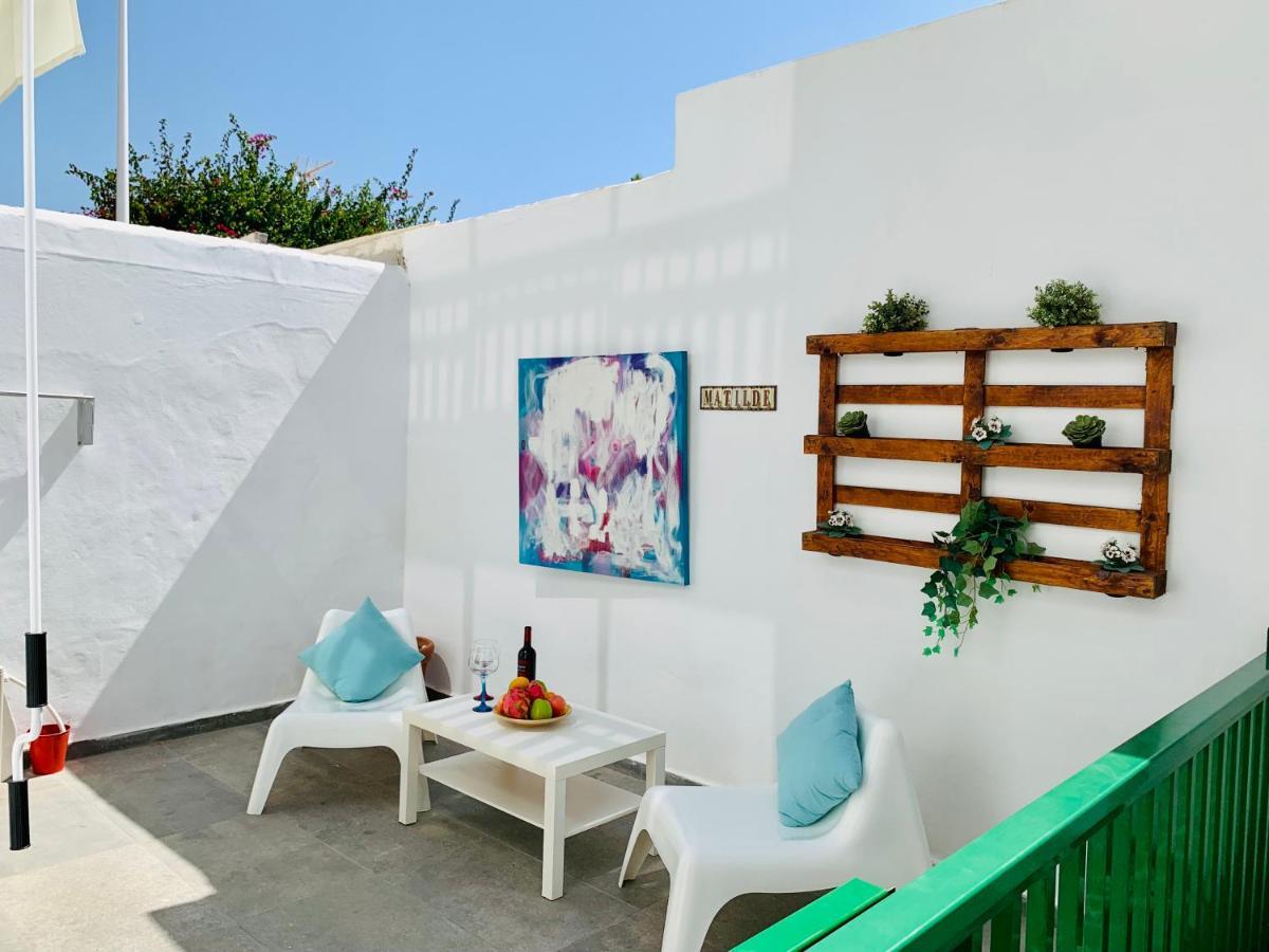 Marina Apartment Tias Bagian luar foto
