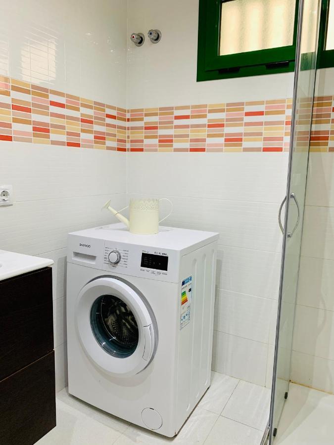 Marina Apartment Tias Bagian luar foto