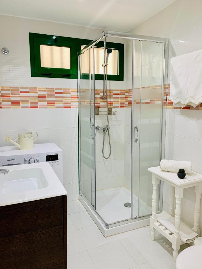 Marina Apartment Tias Bagian luar foto